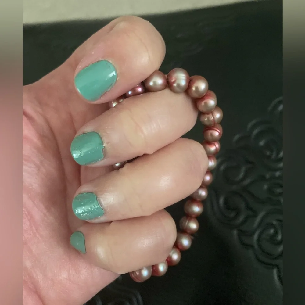Pearl stretch bracelet